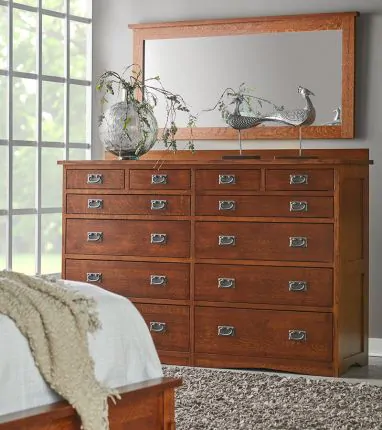 Amish Crafted Solid Quartersawn Oak Wood Bungalow Mule Chest